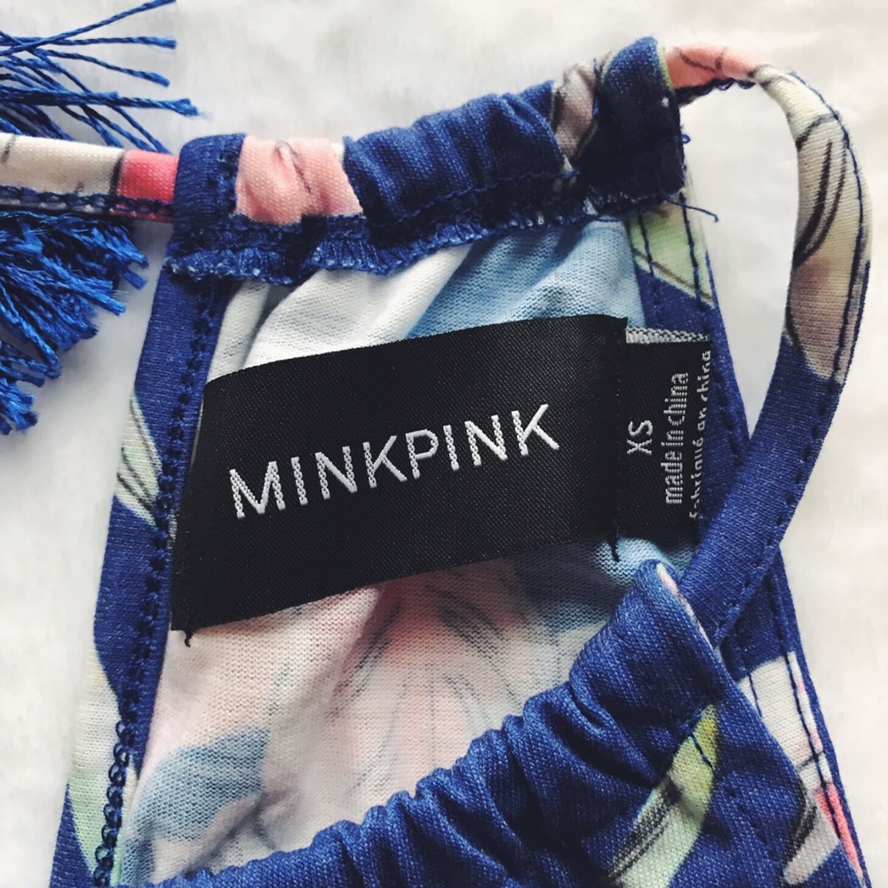 ✨Minkpink Romper - Picture 7 of 8